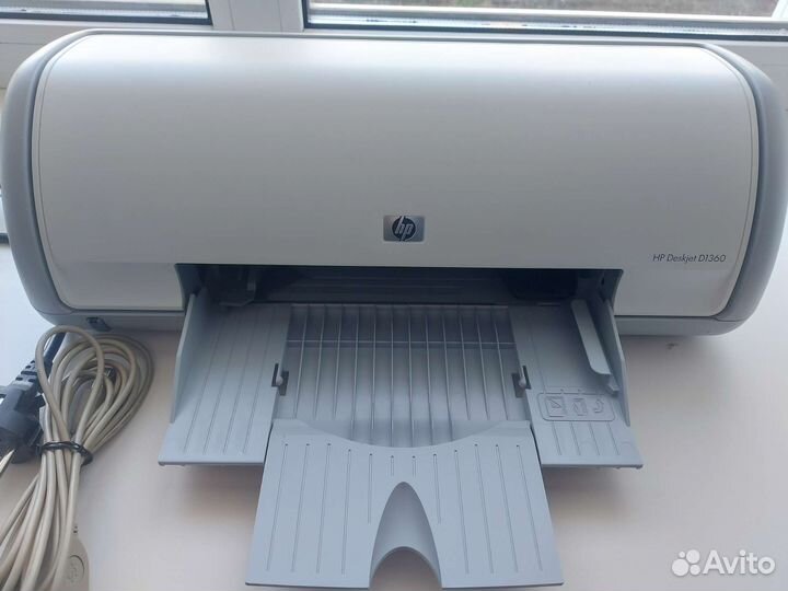 Цветной струйный принтер HP Deskjet D1360