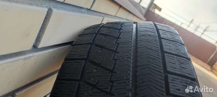Bridgestone Blizzak VRX 205/55 R16 91S