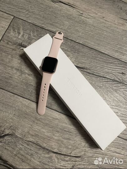 Умные часы Apple Watch 6