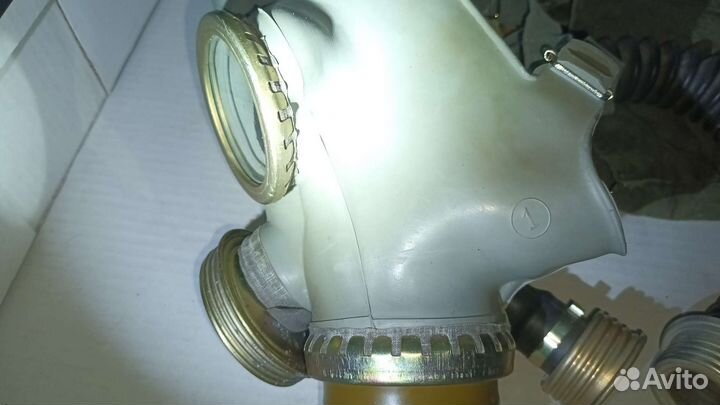 Противогаз мм-1