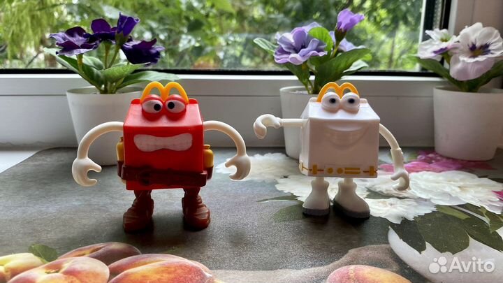 Игрушки из макдоналдс