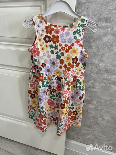 Платье новое для девочки