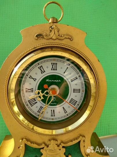 Канцтовары Часы настольные- работают