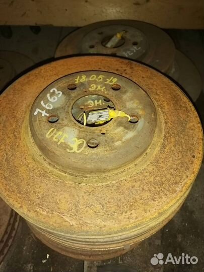 Тормозные диски передние Lexus LS430 2004г