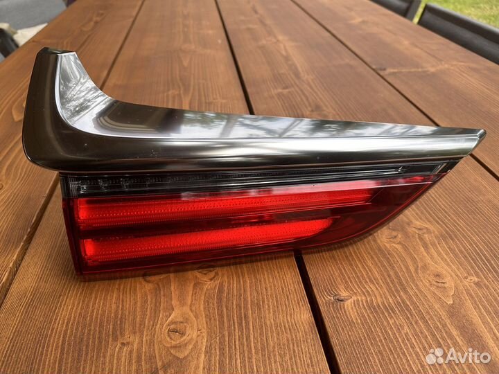 Фонарь стоп сигнал задний левый Lexus Lx570 Lx450