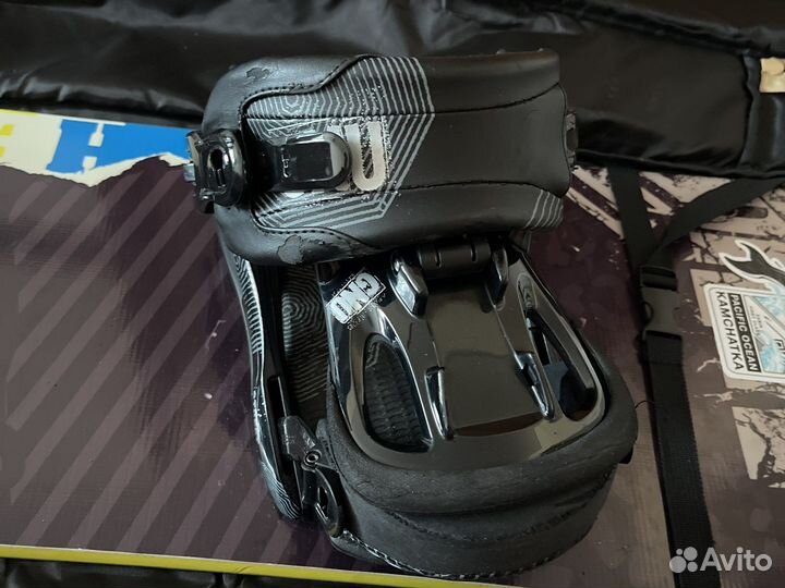 Продаю сноуборд с крепленями