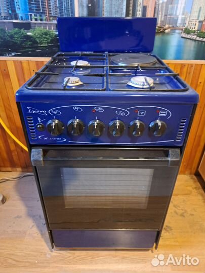 Газовая плита + вытяжка