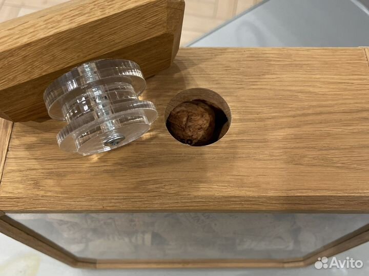 Копилка накопитель диспенсер для винных пробок