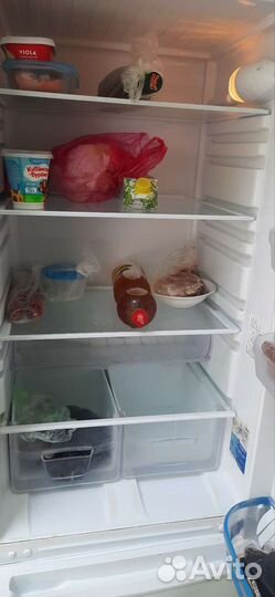 Холодильник indesit