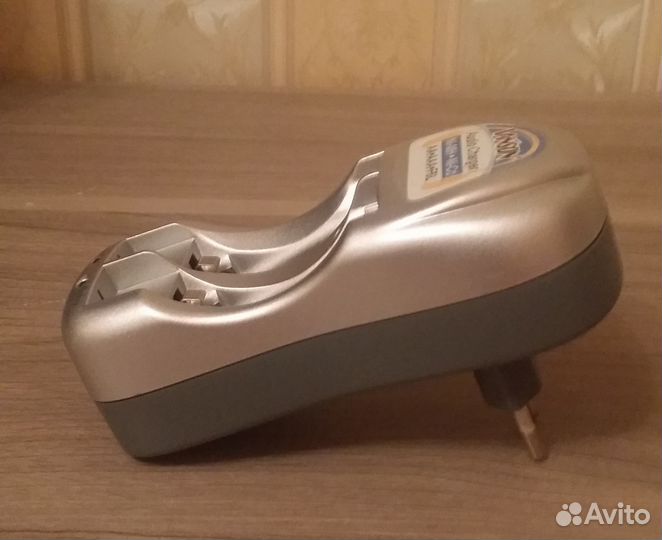 Зарядное устройство Vanson V-70