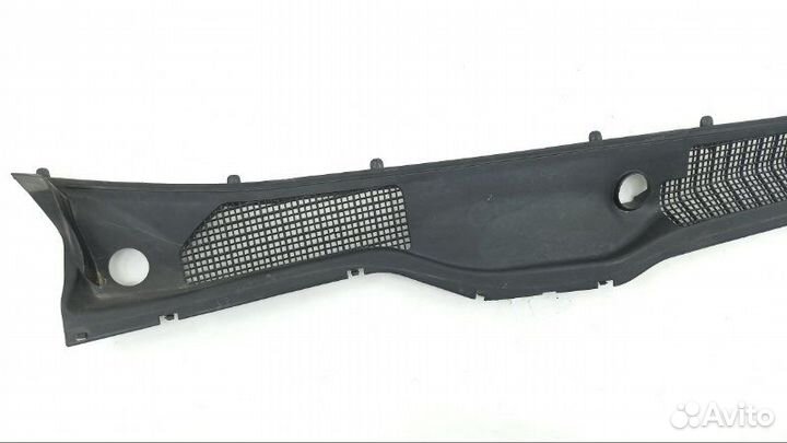 Планка под дворники Toyota Mark Ii GX110