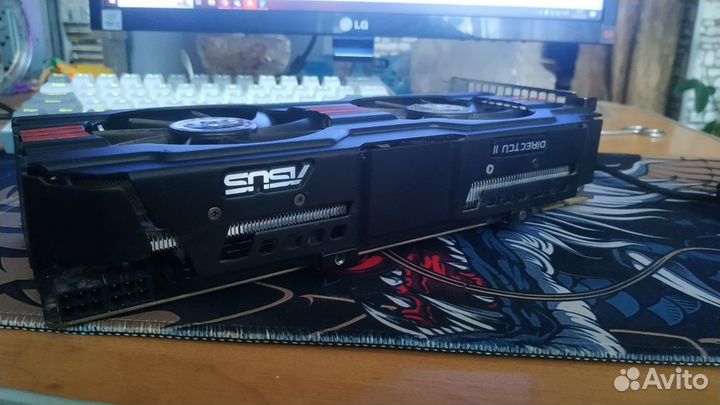 Asus Radeon HD 7950
