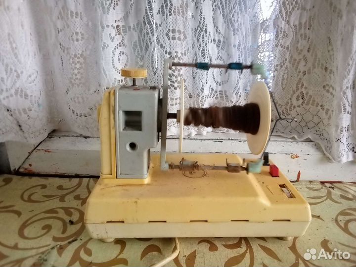 Электрическая прялка для шерсти