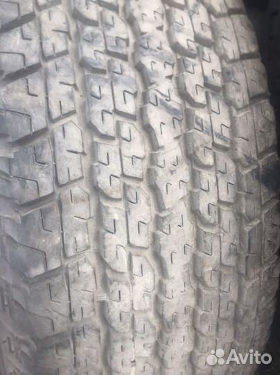 Bridgestone Dueler A/T 265/65 R17
