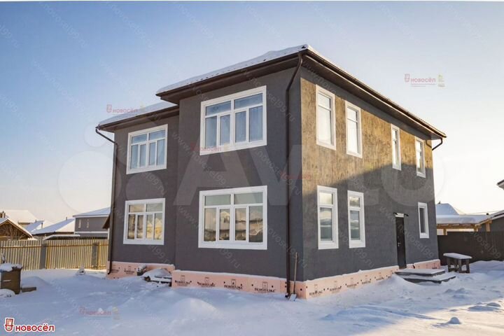 Коттедж 245 м² на участке 11 сот.