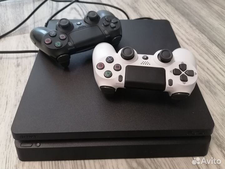 Sony PS4 1TB