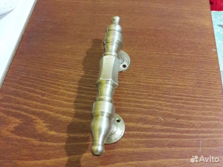 Ручка для двери старинная