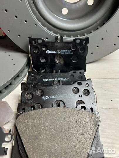 Диски тормозные для Mercedes W213 brembo