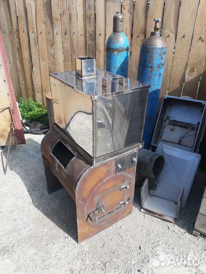 Печь для бани с баком из нержавейки