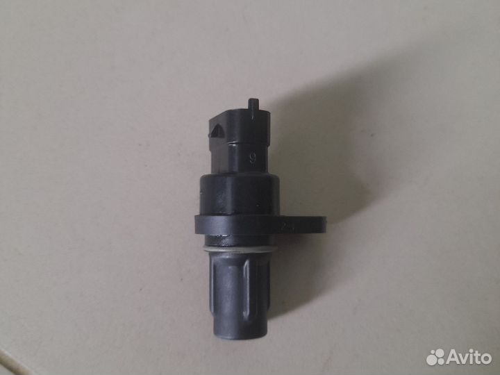 Датчик положения распредвала Киа Соренто 1 BL D4CB