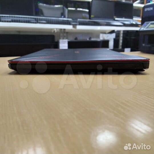 Asus TUF I5 8400 8 Ядерный GTX 1050 4 GB 8 GB DDR4