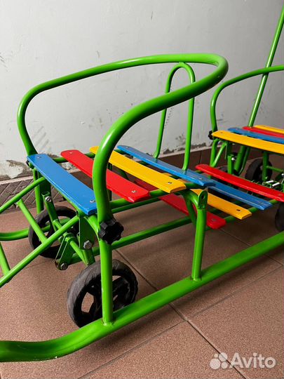 Сани для двойни с колесами
