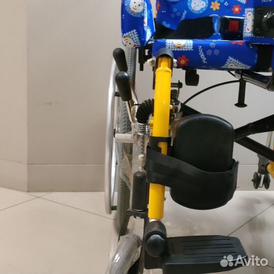 Кресло-каталка для детей с дцп