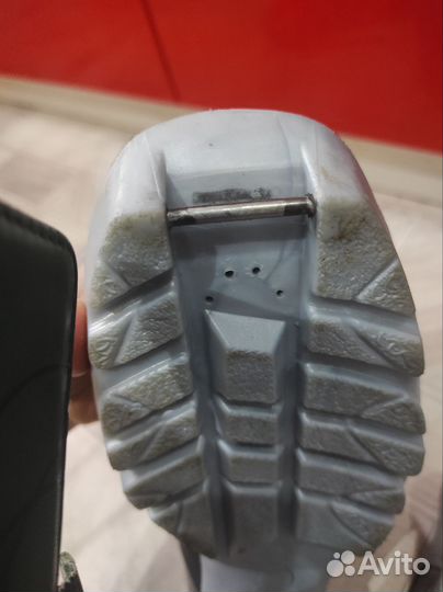 Лыжные ботинки 46 размер nnn