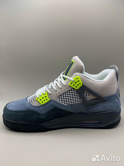 Nike Air Jordan 4 Retro SE Neon