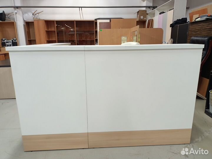 Ресепшен угловой, большой Б.У