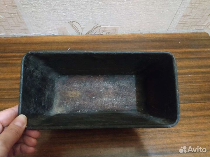 Кастрюли, крышки, сковороды