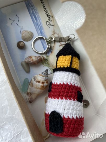 Вязаный брелок, подвеска, обвес на сумку