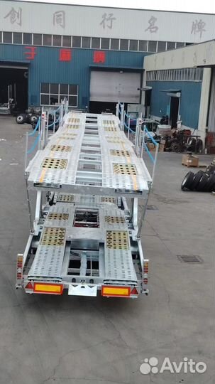 Полуприцеп автовоз Luxuda LZC9405BG, 2022