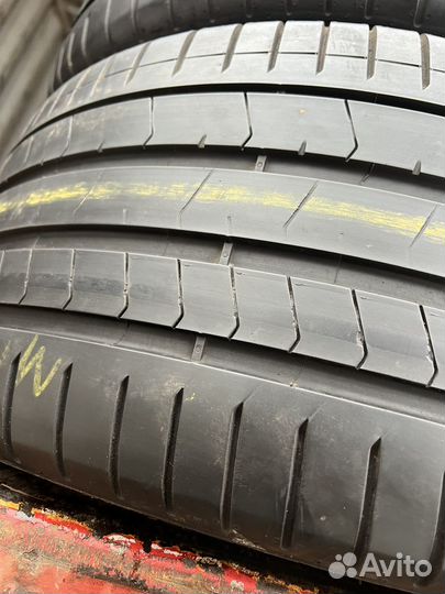 Pirelli P Zero PZ4 275/30 R20