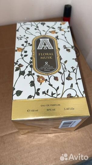 Много косметики