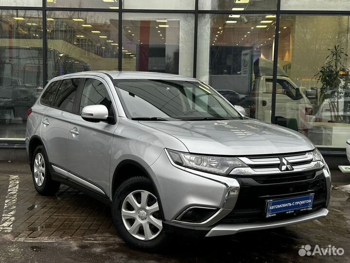 Mitsubishi Outlander 2.0 CVT, 2016, 125 156 км