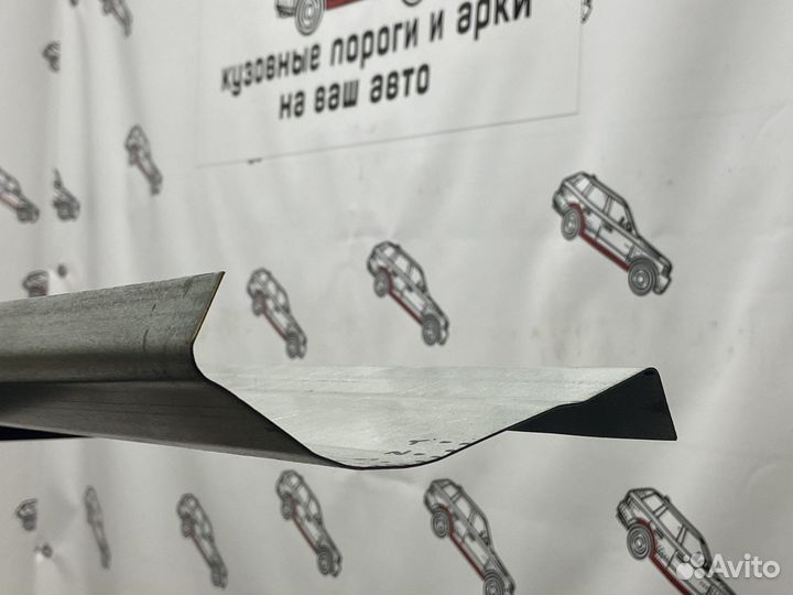 Mitsubishi Pajero 3 порог + усилитель правый