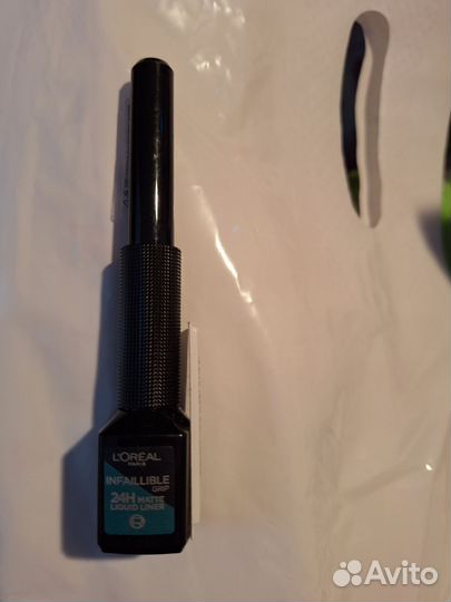 Жидкая подводка для глаз