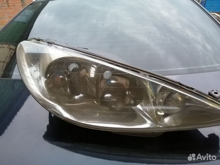 Фара peugeot 206