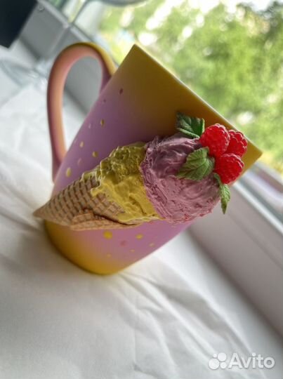 Кружка с декором из полимерной глины