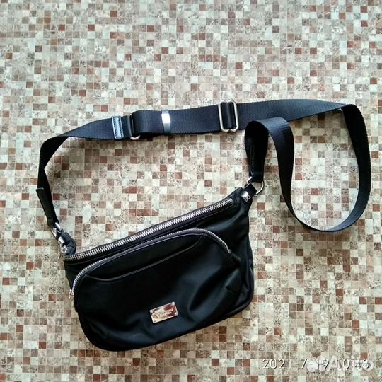 Сумочка мужская с поясом