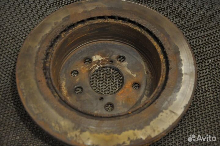 Диск тормозной (задний) Lexus IS250 GSE20