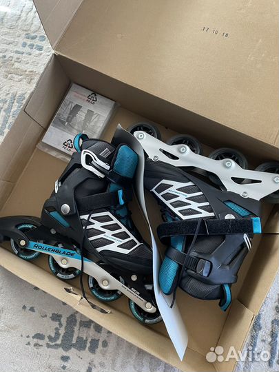 Роликовые коньки rollerblade