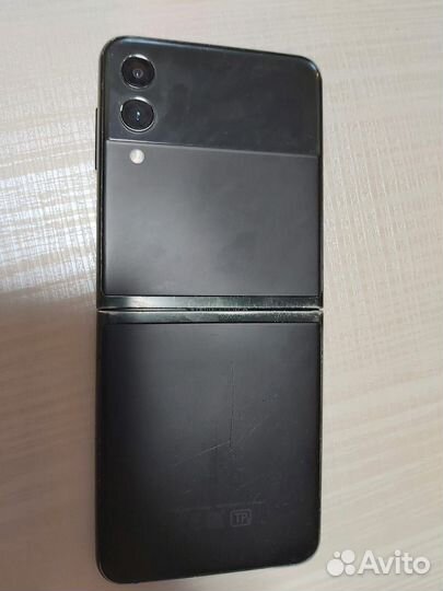 Samsung Galaxy Z Flip3, 8/256 ГБ