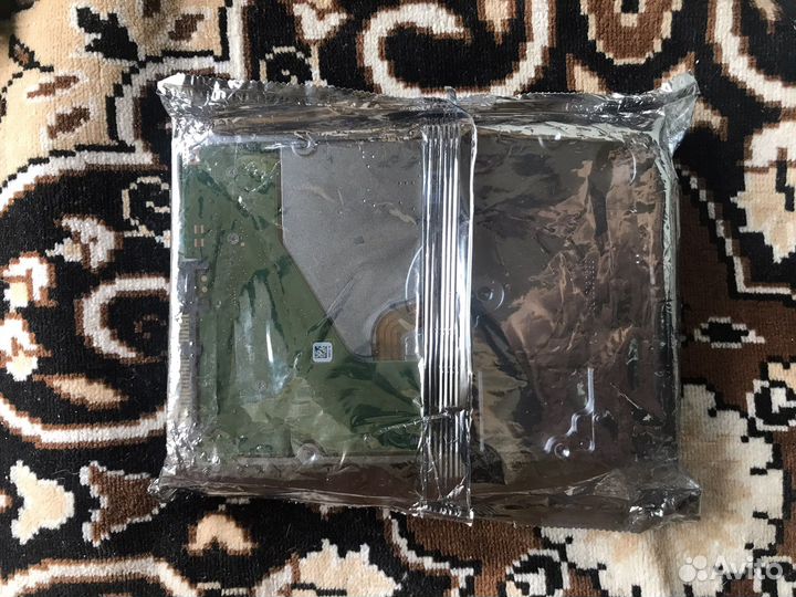 Seagate skyhawk 10TB HDD