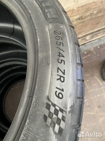 Michelin Pilot Sport 4 265/45 R19 105Y