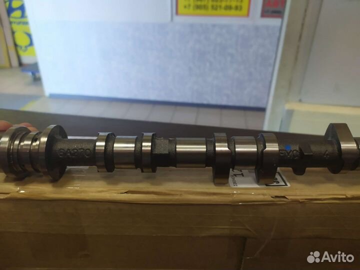 Впускной распределительный вал Ford Kuga 1801262