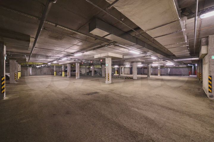 Машиноместо, 15 м²