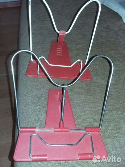 Подставка для книг