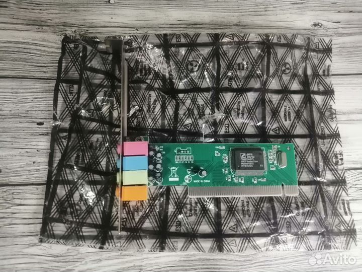 Внутренняя звуковая карта PCI Новая